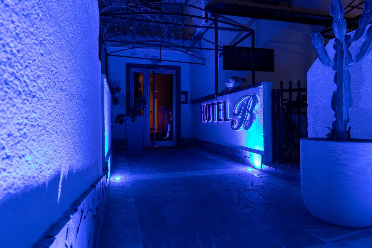 Hotel Barbieri Vibo Valentia Marina Exterior foto